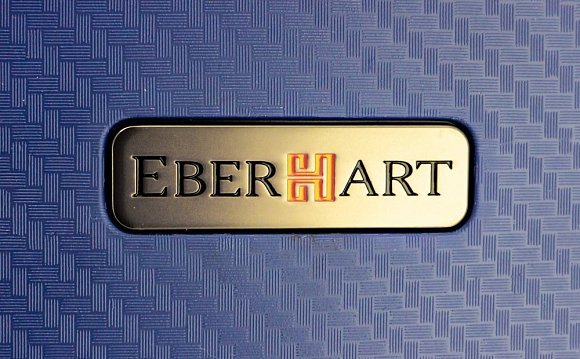 Чемодан Eberhart Aero для ручной клади S полипропилен фиолетовый 38A-025-420 купить цена 13180.00 ₽