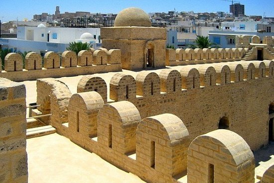 Путешествие по Тунису — город Сусс - детальная элемента