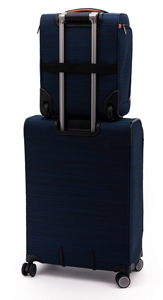 Чемодан Ricardo Cabrillo 2.0 Softside для ручной клади XS полиэстер синий 145-16-432-USB купить цена 13800.00 ₽