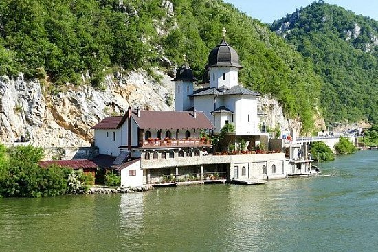7 лучших мест для путешествия в Сербию - детальная элемента